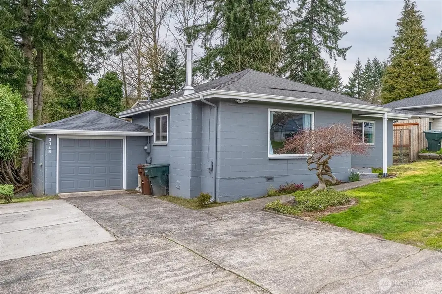 3329 Virginia Way, Longview, WA 98632 - #3