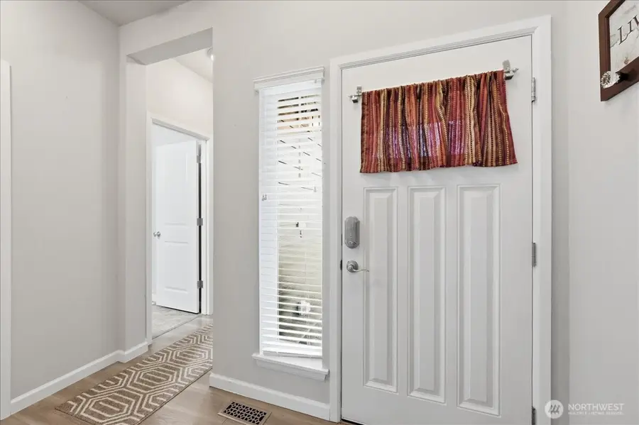 9939 Justman Street Se, Yelm, WA 98597 - #2