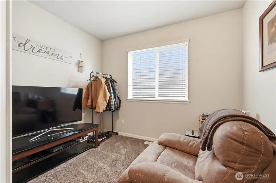 9939 Justman Street Se, Yelm, WA 98597 - #3