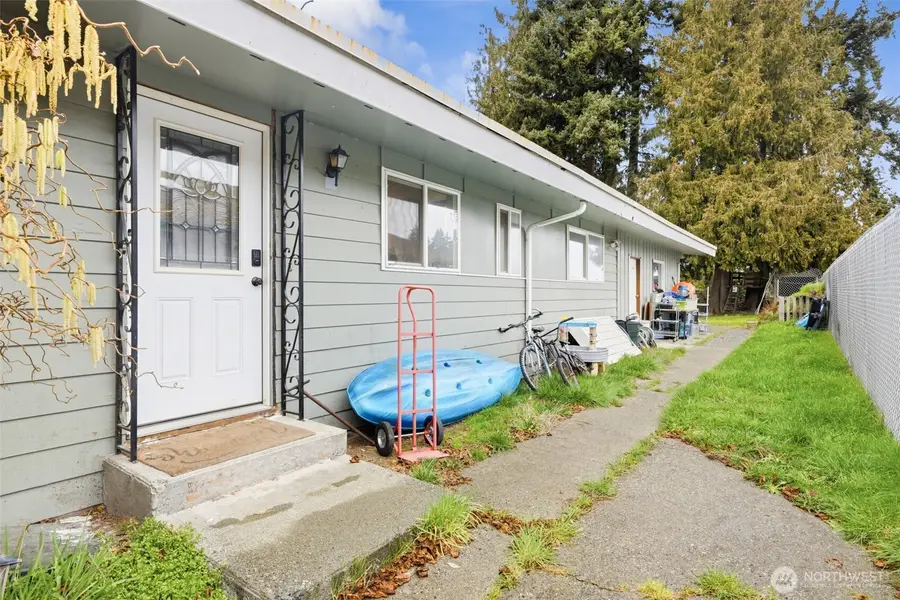 1529 W 13th Street, Port Angeles, WA 98363 - #3