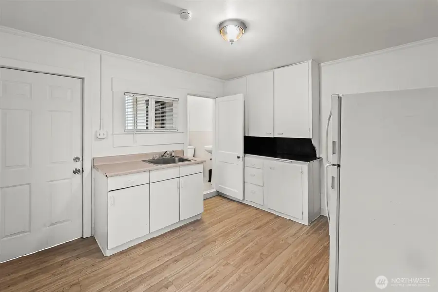 10916 Yakima Avenue S #1&2, Tacoma, WA 98444 - #3