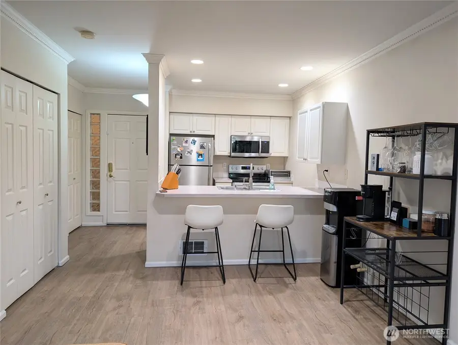 102 State Street S #209W, Kirkland, WA 98033 - #2