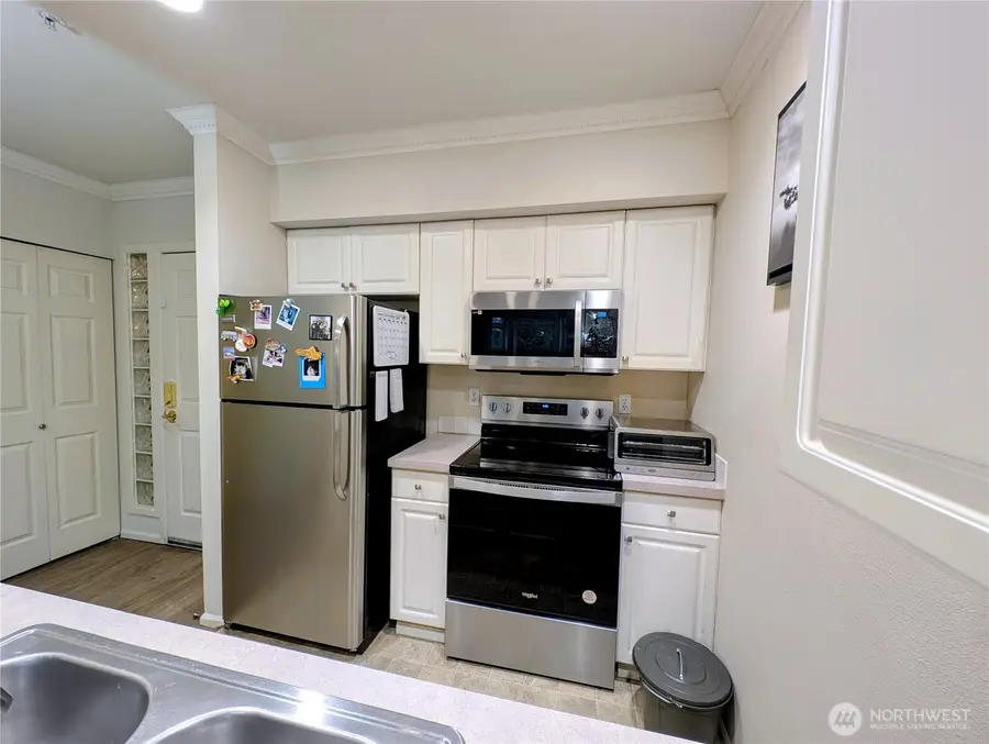 102 State Street S #209W, Kirkland, WA 98033 - #3