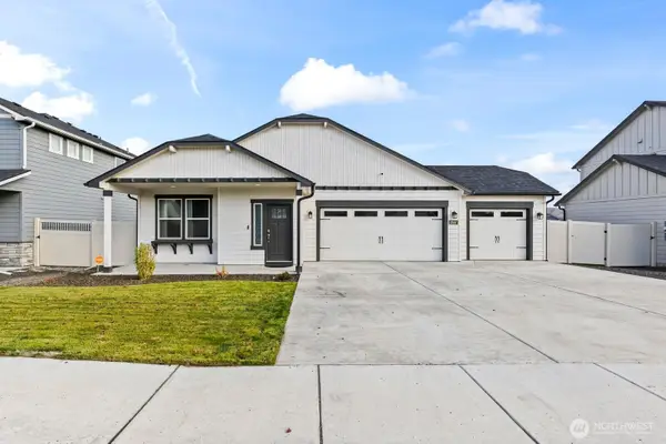 2307 S 57th Avenue, Yakima, WA 98903