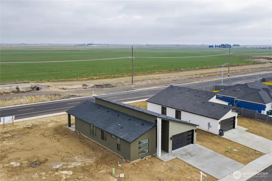 739 N Muscovy Street, Moses Lake, WA 98837 - #3