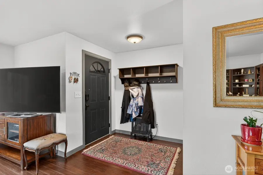 1301 Cascadia Drive, Sedro Woolley, WA 98284 - #3