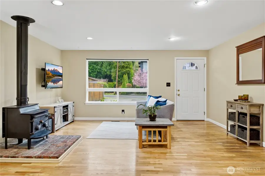 570 SE Andrews Street, Issaquah, WA 98027 - #2