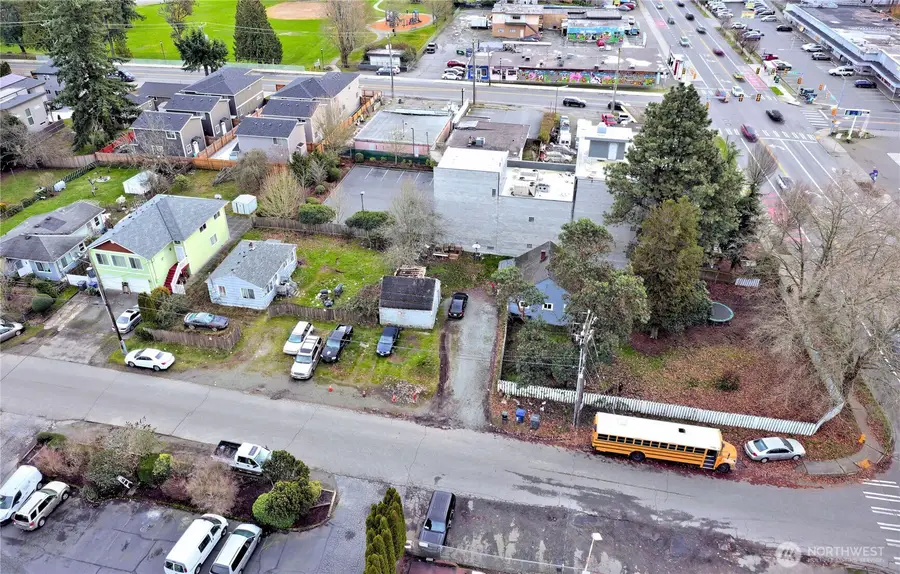 13502 Ambaum Boulevard Sw, Burien, WA 98146 - #3