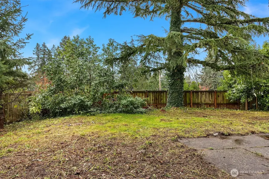 1071 158th Place Se, Bellevue, WA 98008 - #2