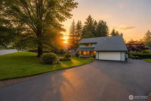 2222 NE Lexington Drive, Bremerton, WA 98311