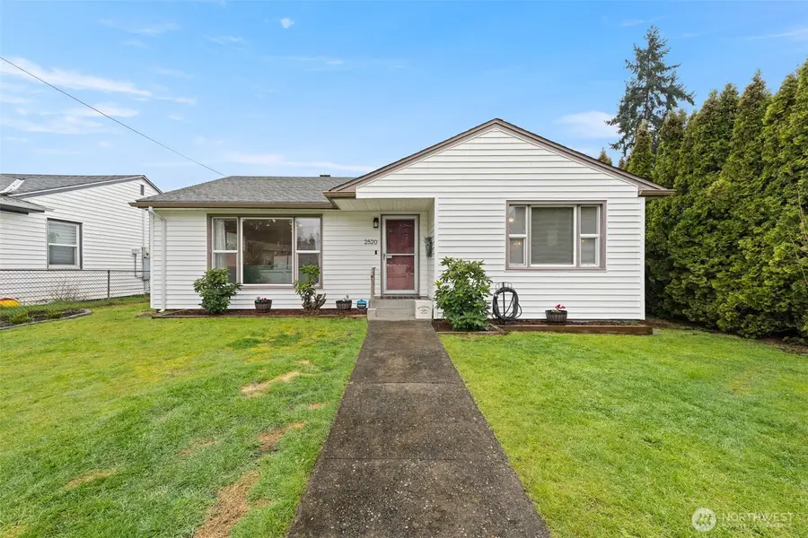 2520 Mtn View Avenue W, University Place, WA 98466 - #2