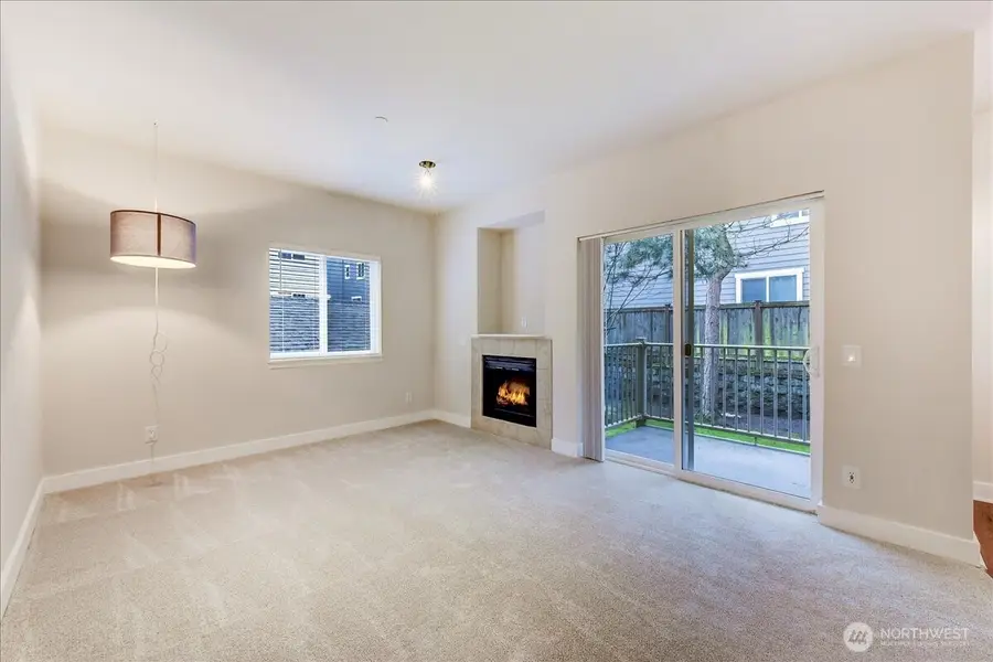 5809 Highway Place Street Ne, Everett, WA 98203 - #3