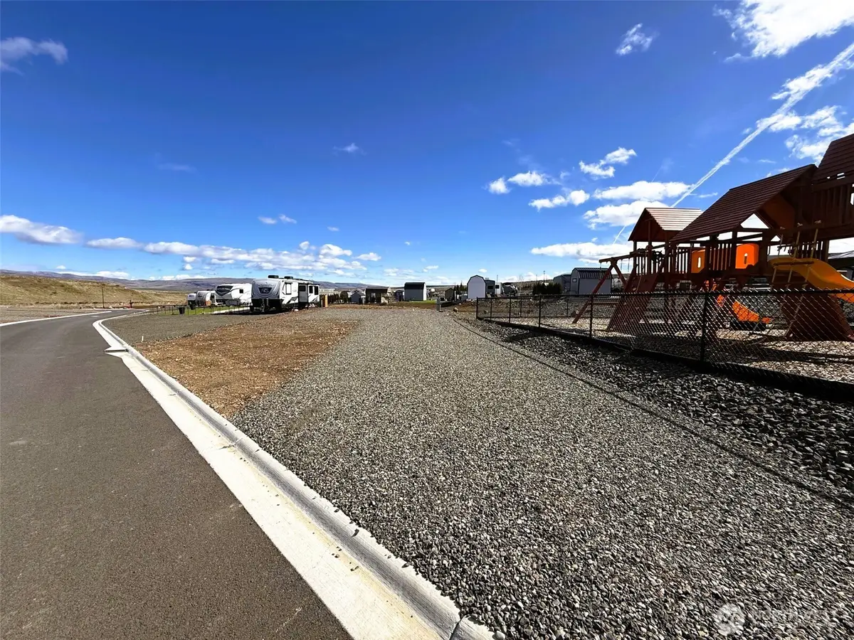 1769 Naches Wenas Rd, Selah, WA 98942 - #1