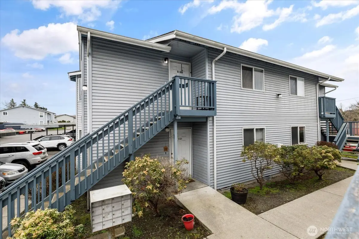 730 SE 8th Avenue #G201, Oak Harbor, WA 98277 - #1