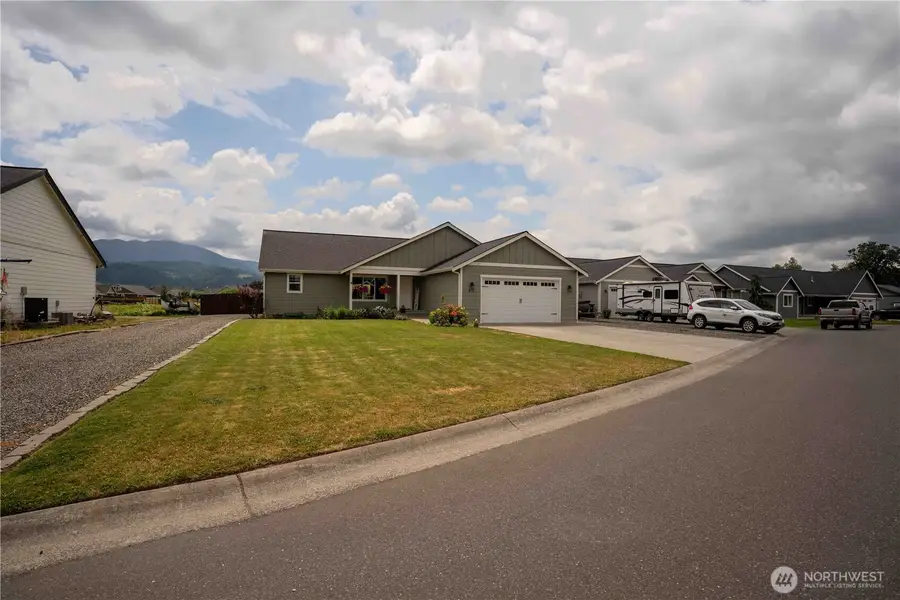 413 Cornerstone Drive, Sumas, WA 98295 - #2