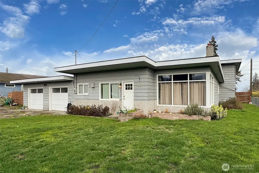 413 E Orcas Avenue, Port Angeles, WA 98362 - #2