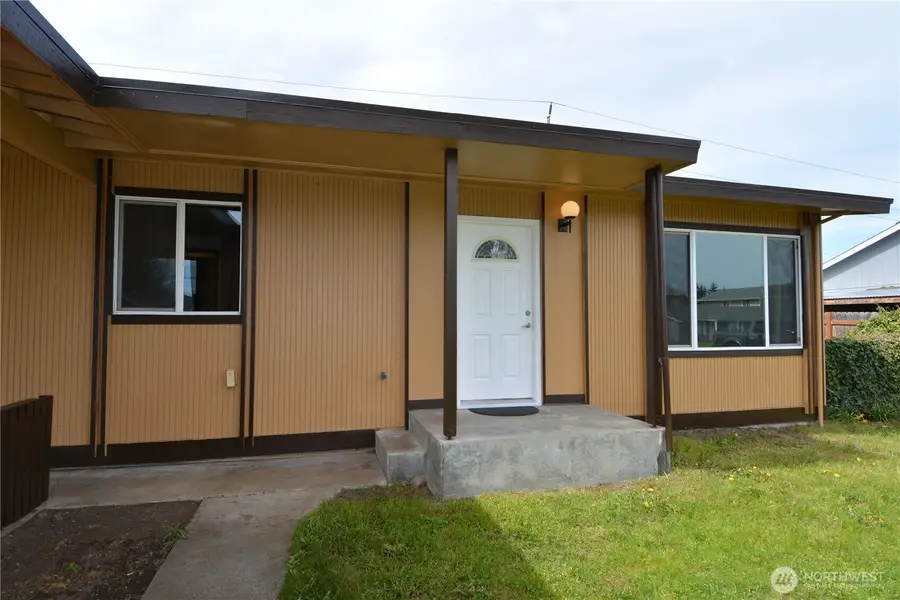 359 N Matriotti Avenue, Sequim, WA 98382 - #2