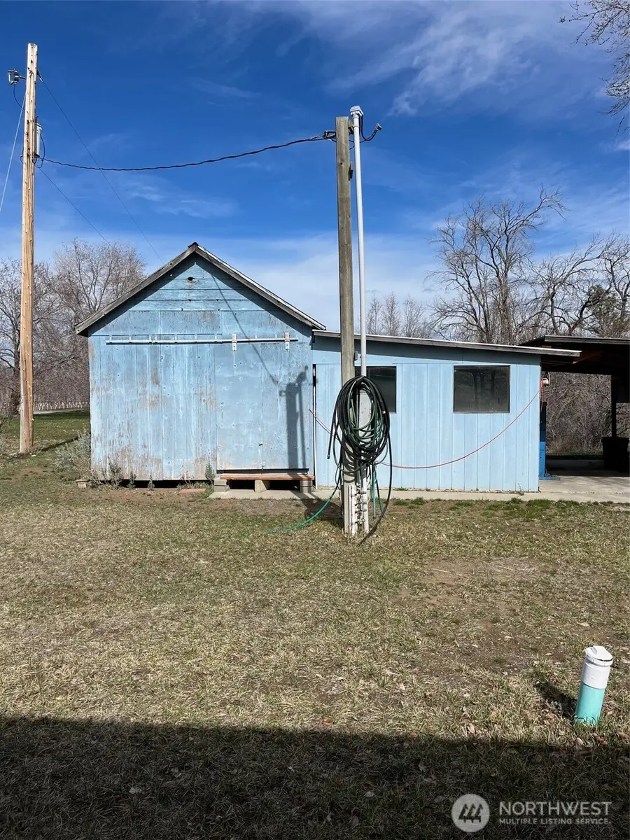 50 Cherokee Road, Omak, WA 98841 - #2