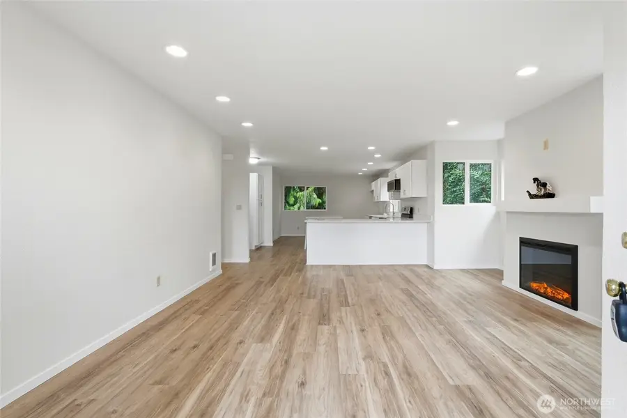 4404 Terrace Drive #8, Everett, WA 98203 - #2