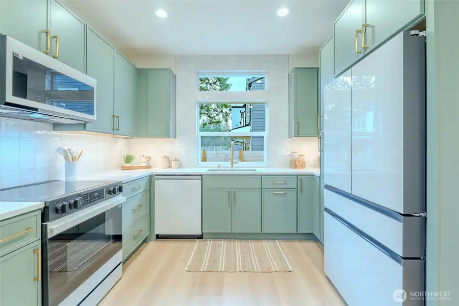 513 NE 123rd Street, Seattle, WA 98125 - #3