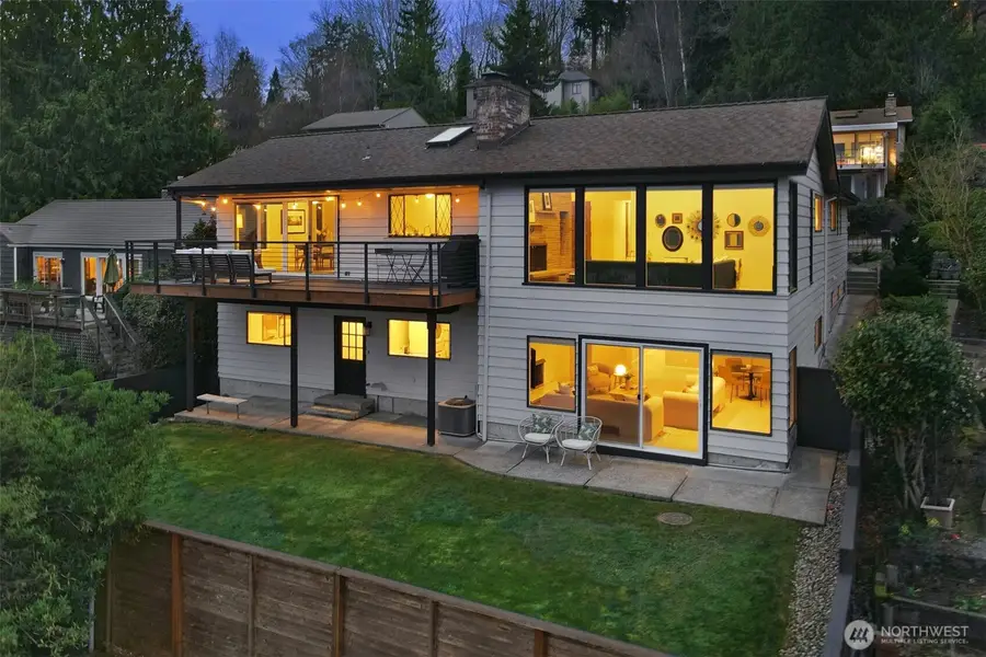 7710 57th Avenue Ne, Seattle, WA 98115 - #2