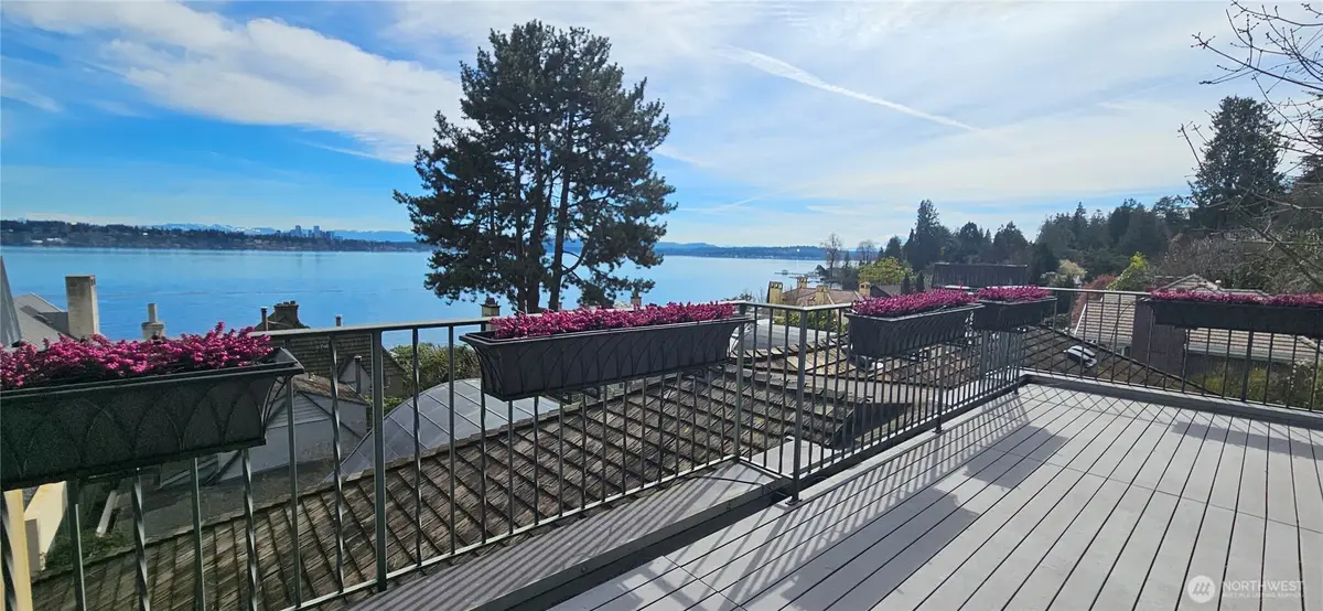 463 39th Avenue E, Seattle, WA 98112 - #1