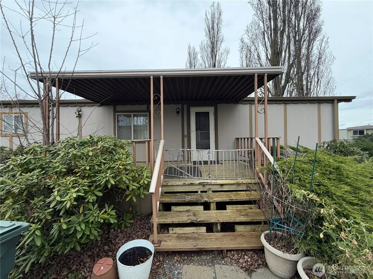 380 E Pole Road #13, Lynden, WA 98264 - #1