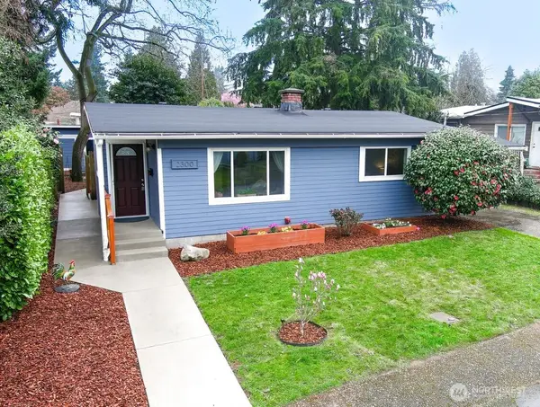 2300 NE 8th Place, Renton, WA 98056