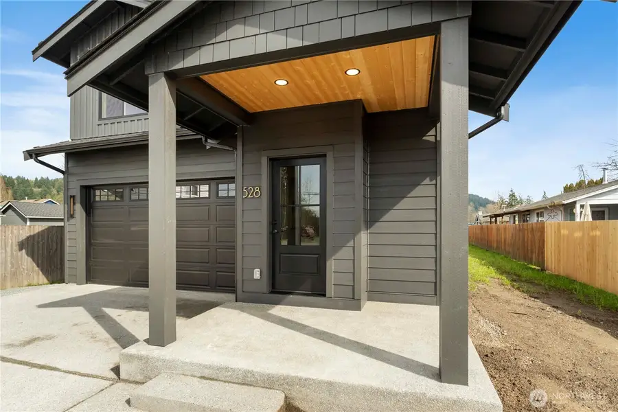 528 Harman Way S, Orting, WA 98360 - #2