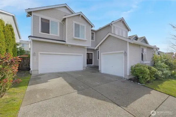 2209 164th Avenue Ct E, Lake Tapps, WA 98391