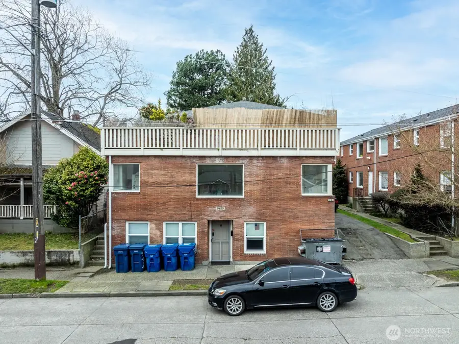 7329 15th Avenue Nw, Seattle, WA 98107 - #2