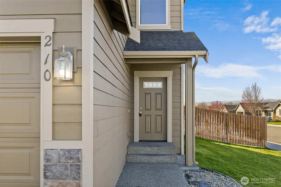 210 W Hailey Court, Ellensburg, WA 98926 - #2
