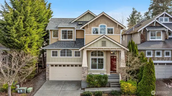 8835 NE 148th Place, Kenmore, WA 98028