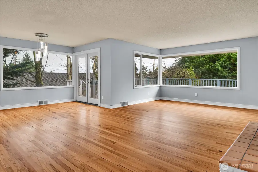 921 Sunset Way, Bellevue, WA 98004 - #2