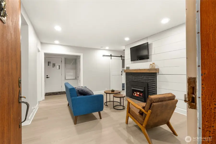 2010 13th Avenue Nw, Puyallup, WA 98371 - #3