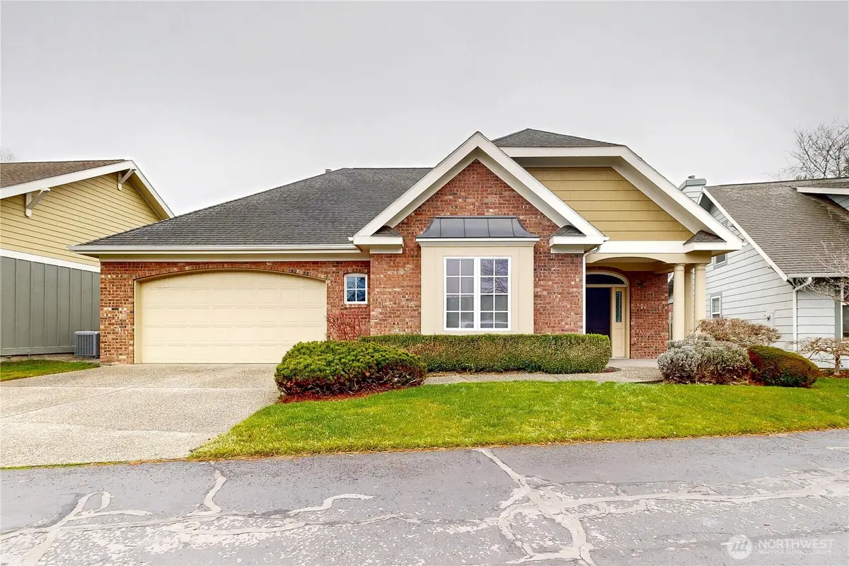 950 SE Creekside Drive, College Place, WA 99324 - #1