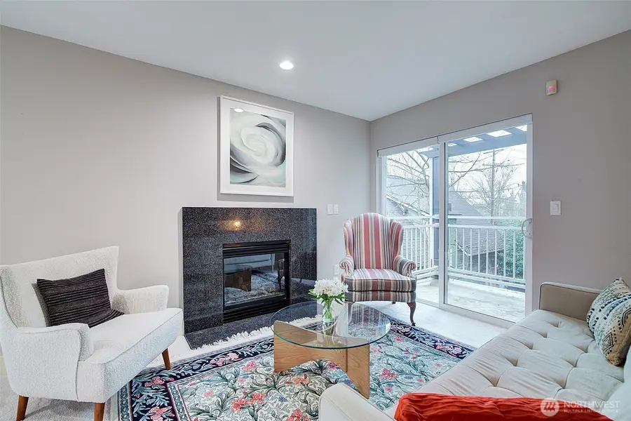 215 20th Avenue E #307, Seattle, WA 98112 - #2