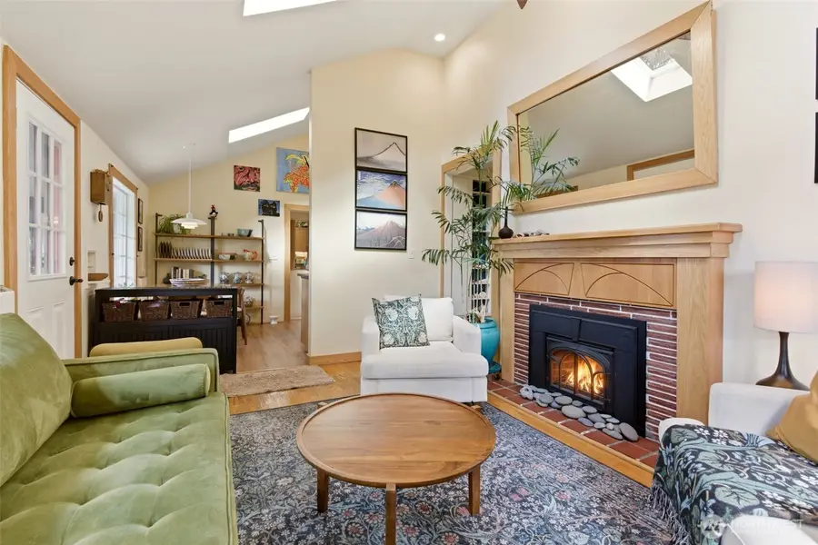 9730 46th Avenue Ne, Seattle, WA 98115 - #3