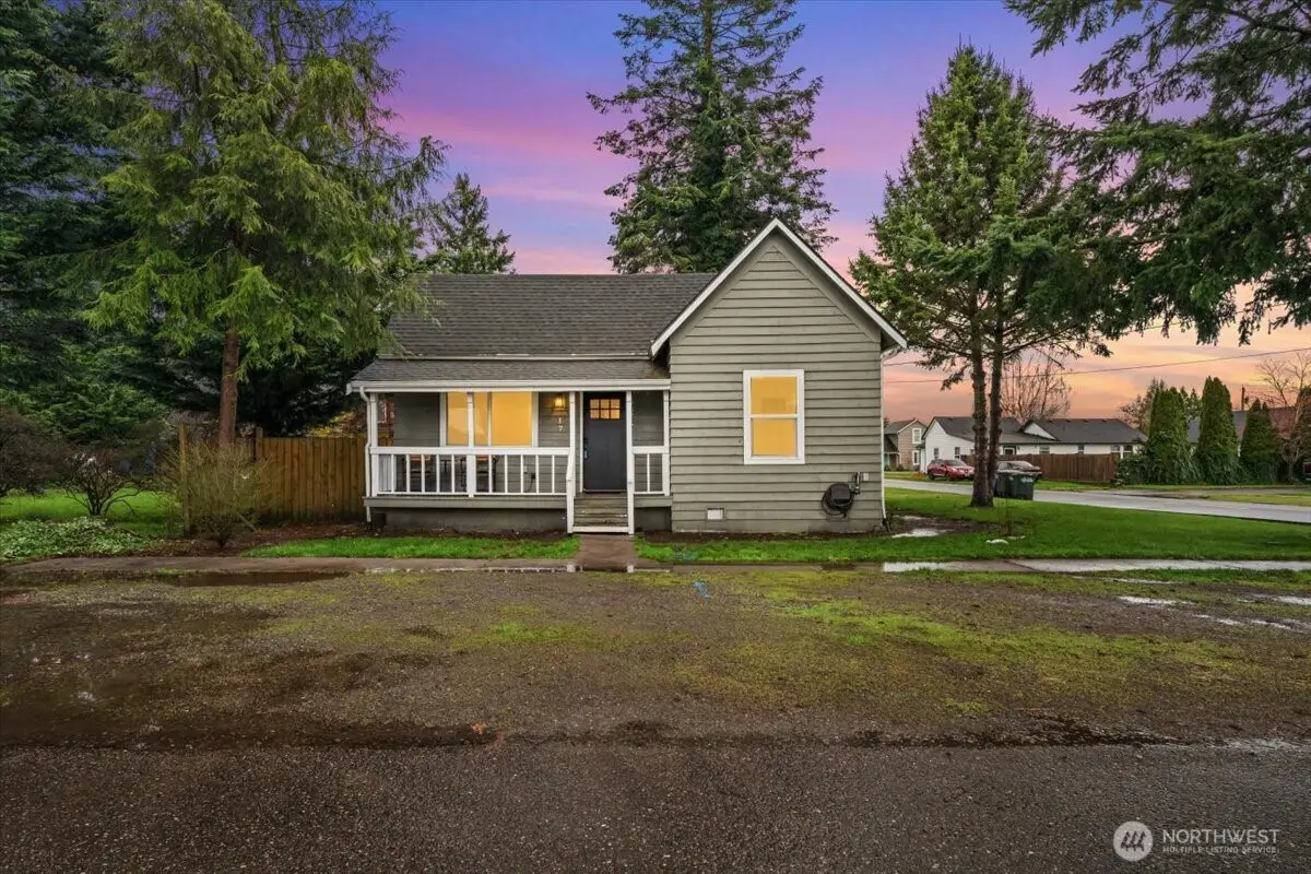 517 Dundass Avenue, Buckley, WA 98321 - #1