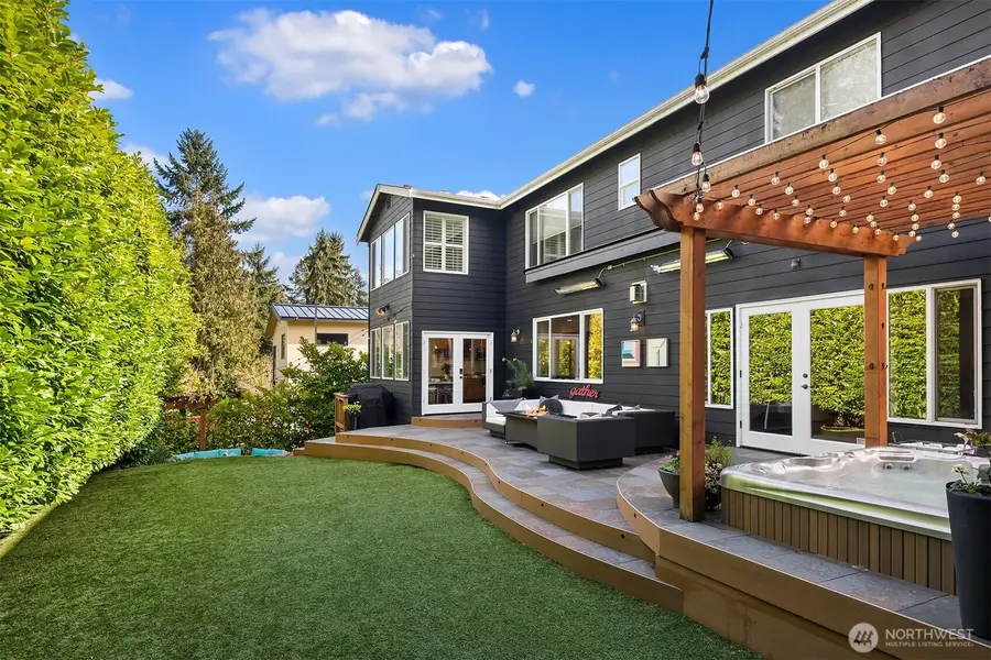 10414 SE 13th Street, Bellevue, WA 98004 - #2