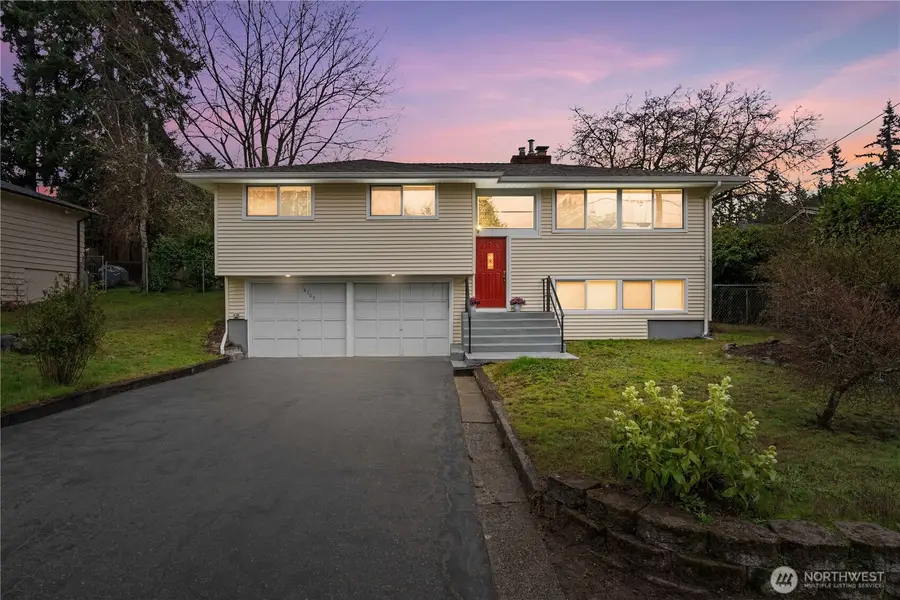 16709 W 58th Place, Lynnwood, WA 98037 - #2