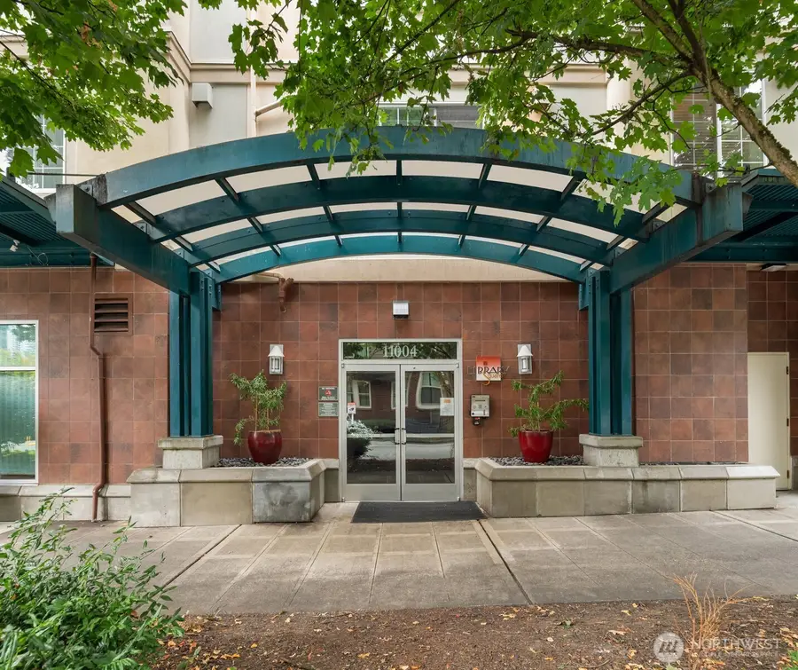 11004 NE 11th Street #404, Bellevue, WA 98004 - #3