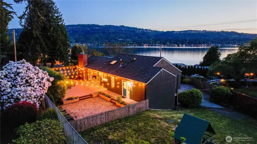 3932 202nd Place Se, Sammamish, WA 98075 - #2