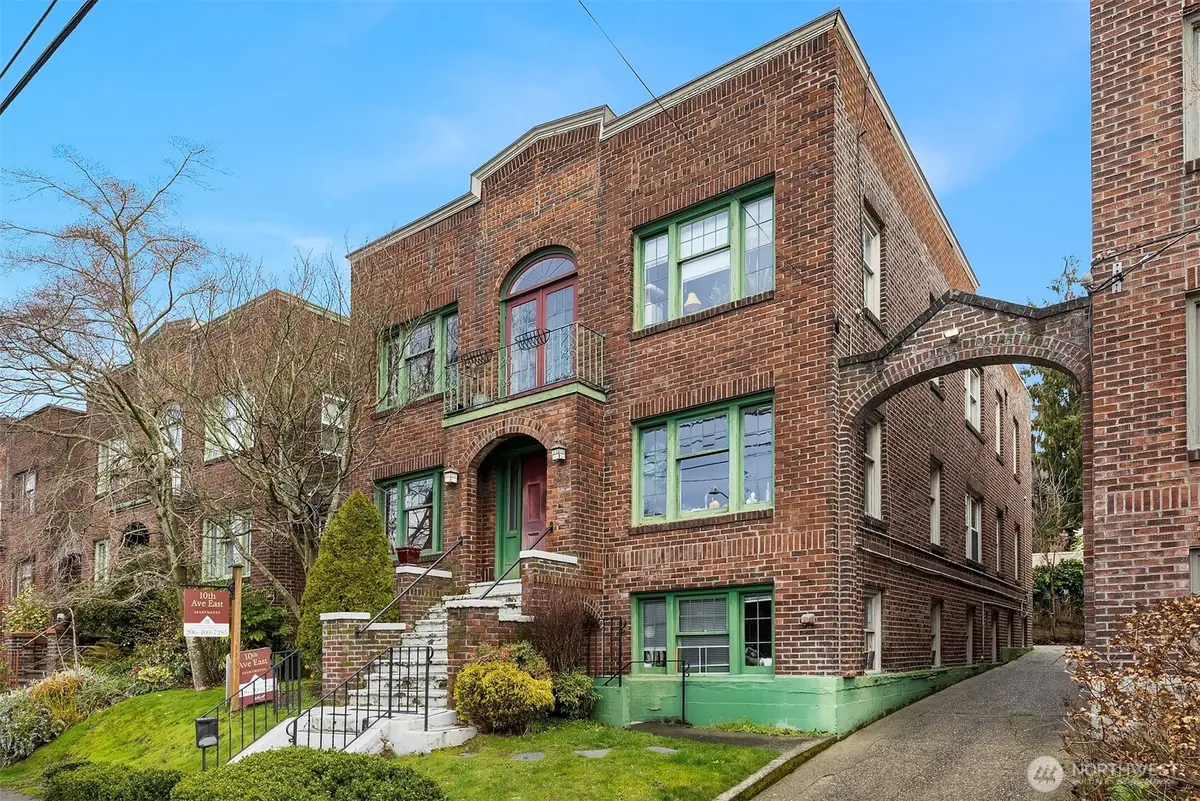 722 10th Avenue E, Seattle, WA 98102 - #1