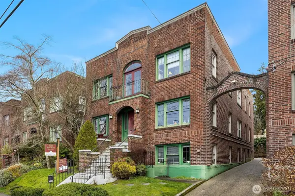 722 10th Avenue E, Seattle, WA 98102