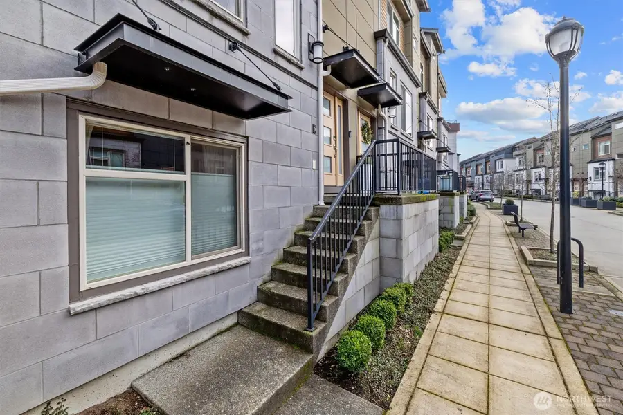 964 7th Avenue Ne #2.4, Issaquah, WA 98029 - #2