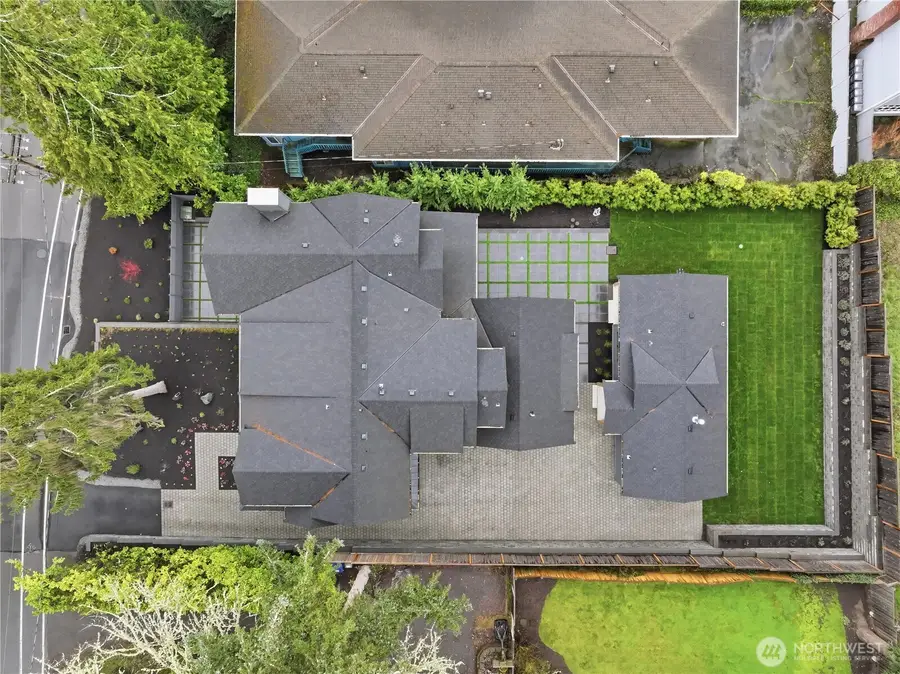 10648 SE 16th Street, Bellevue, WA 98004 - #2