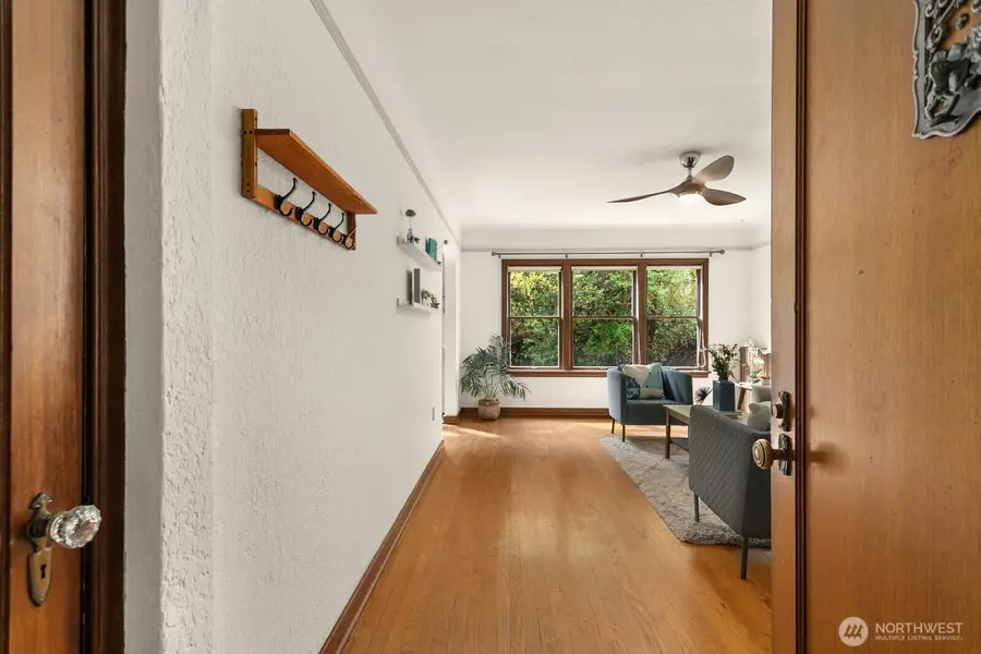 1623 Taylor Avenue N #204, Seattle, WA 98109 - #3