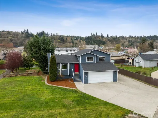 214 10th Avenue N, Algona, WA 98001