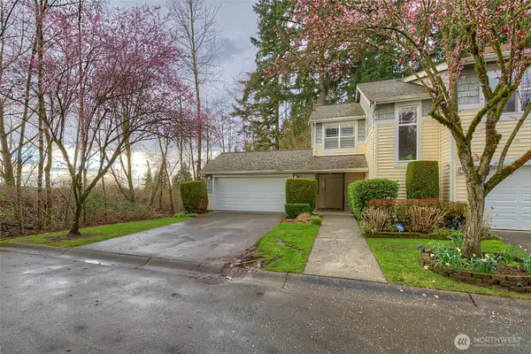 714 228th Street Sw #O-101, Bothell, WA 98021